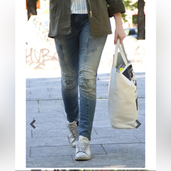 Pierre Balmain Low-Rise Distressed Skinny Leg Jeans - Picture 5 of 16